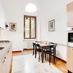 Guesthost - Casa Cinzia Lungomare Exclusive Flat Apartament *