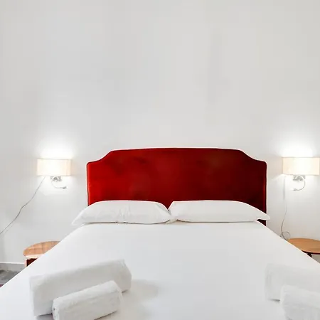 Guesthost - Casa Cinzia Lungomare Exclusive Flat דירה