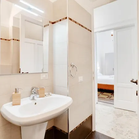 Guesthost - Casa Cinzia Lungomare Exclusive Flat Διαμέρισμα Μπάρι