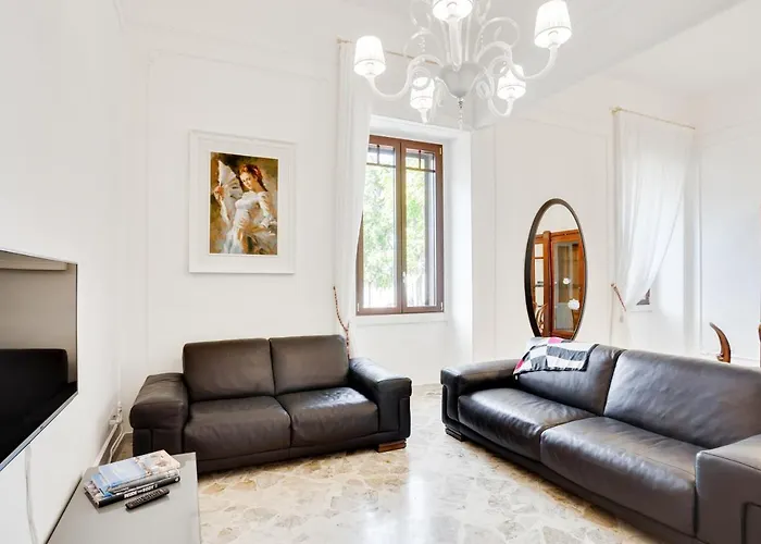 Guesthost - Casa Cinzia Lungomare Exclusive Flat בארי