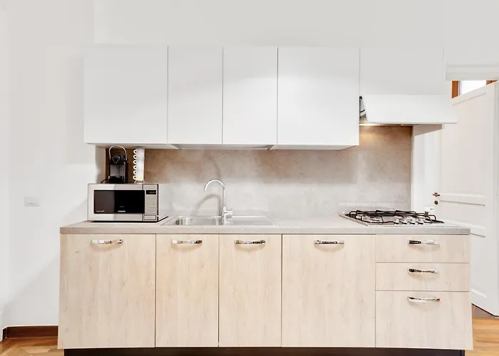 Guesthost - Casa Cinzia Lungomare Exclusive Flat * בארי